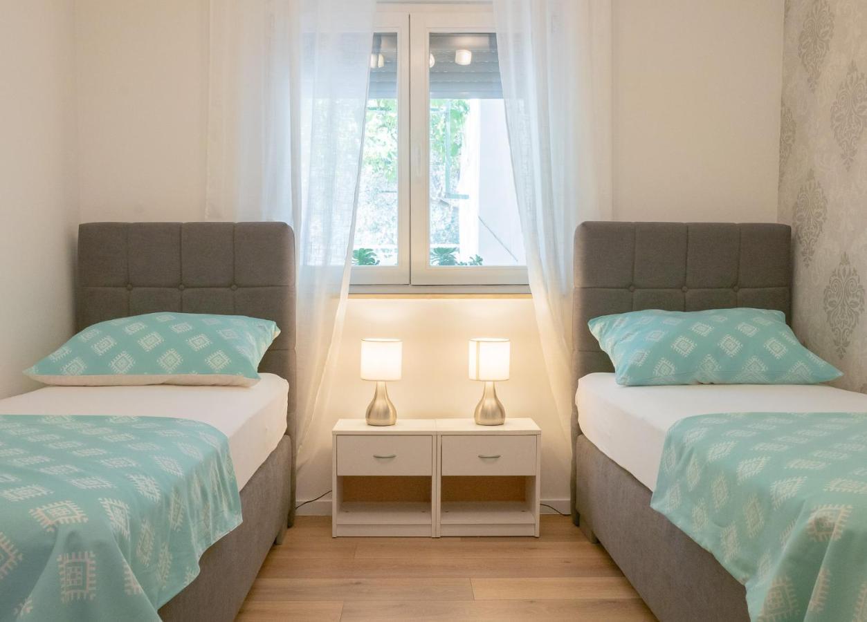 Apartment Maslina *